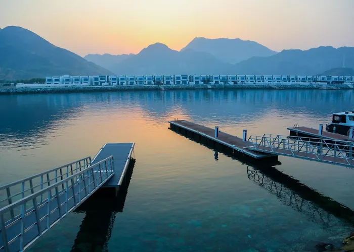 The Blue Moon Villa - Al Dana Island Fujairah