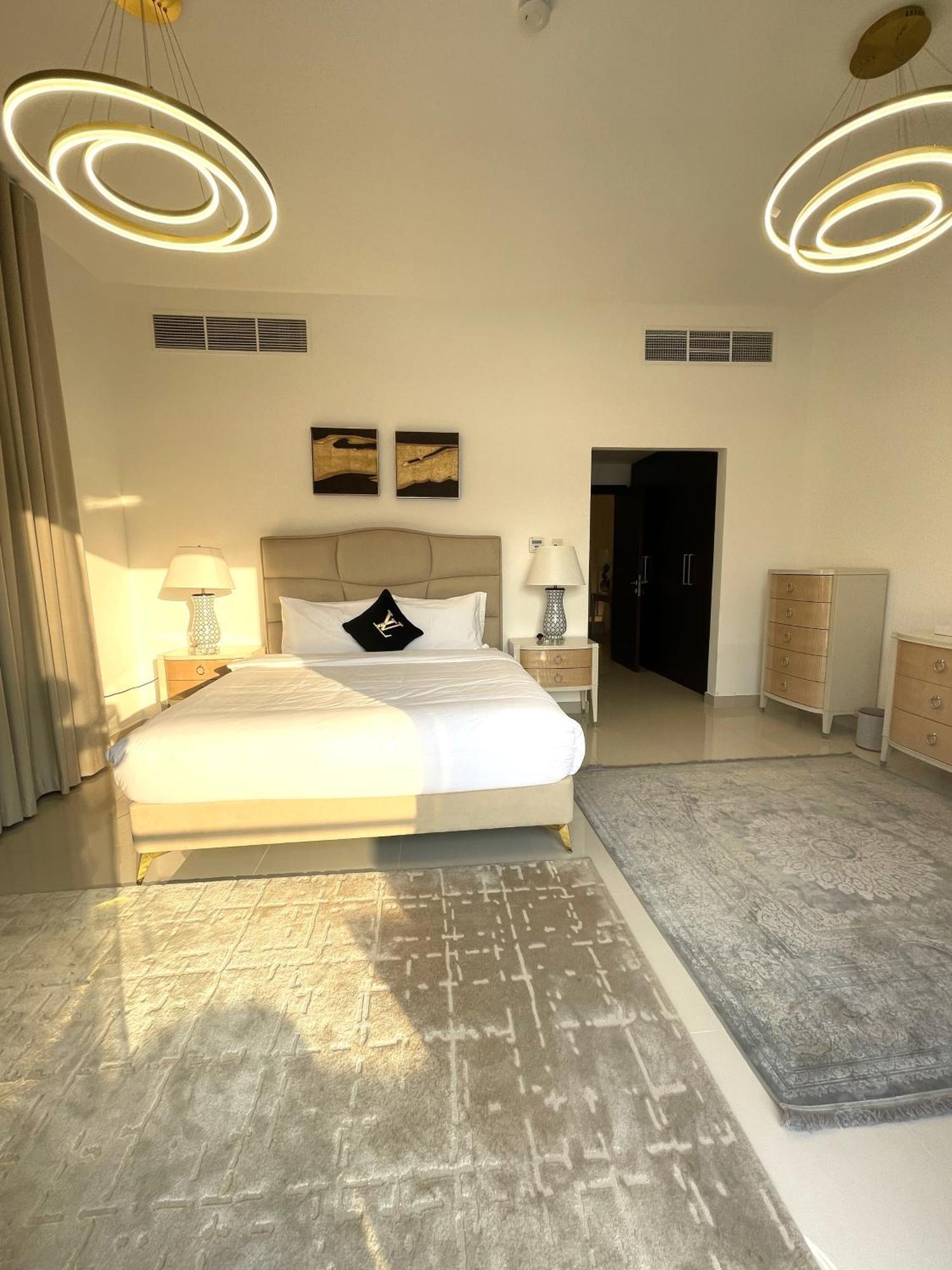 The Blue Moon - Al Dana Island Villa Fudschaira